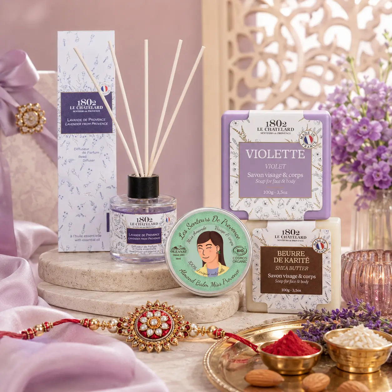 Raksha Signature Hamper Le Chatelard 1802