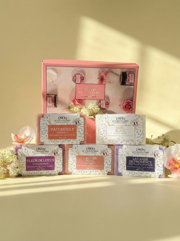 Le Chatelard 1802 Luxury French Soap Combo | White Musk, Provence's  Lavender, Lotus Flower, Patchouli & Oleander (5 x 100g) / Made In France