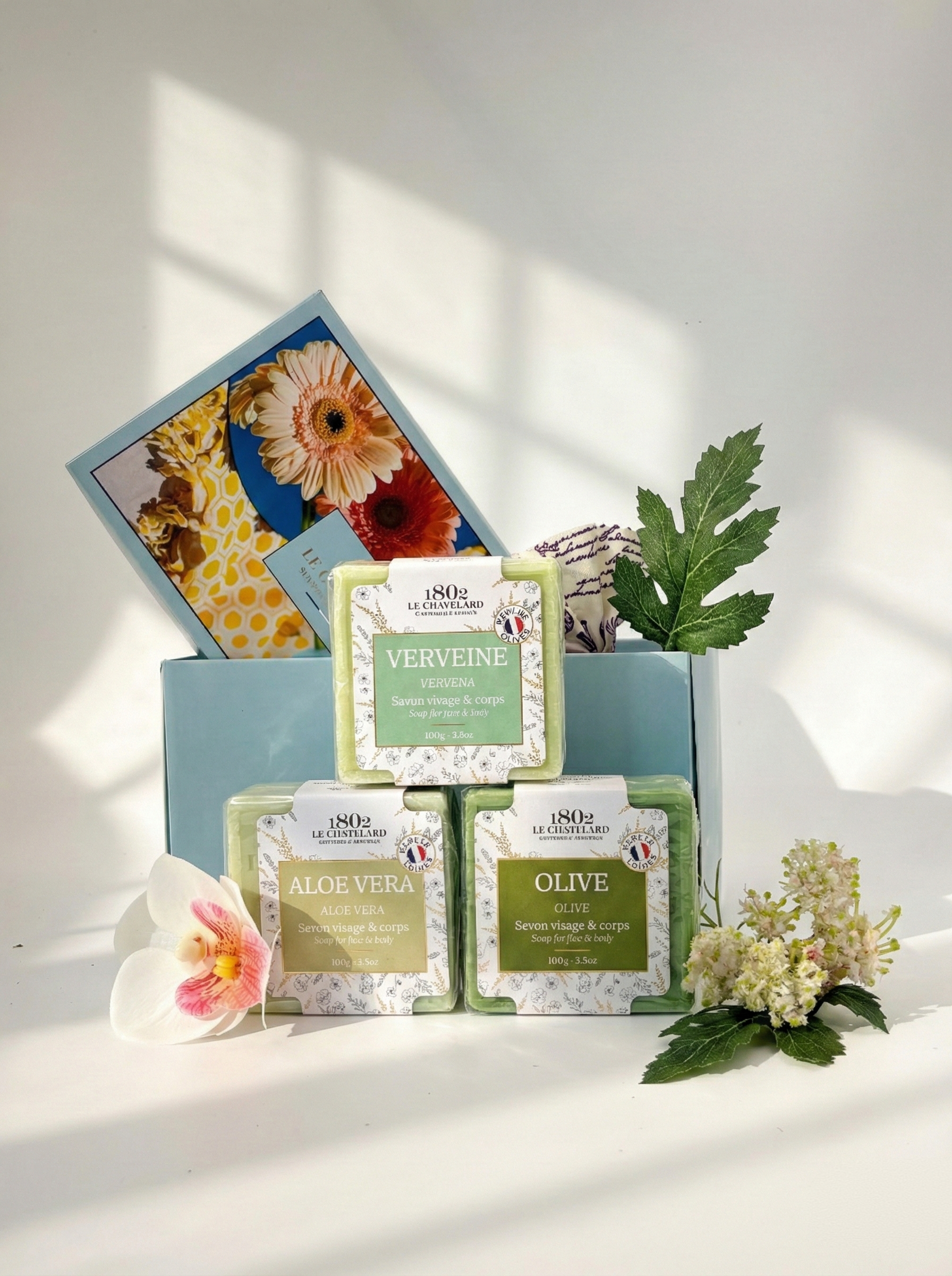 Le Chatelard 1802 Fresh Green Soap Combo | Olive, Verbena & Aloe Vera Soaps (3 x 100g) / Made In France