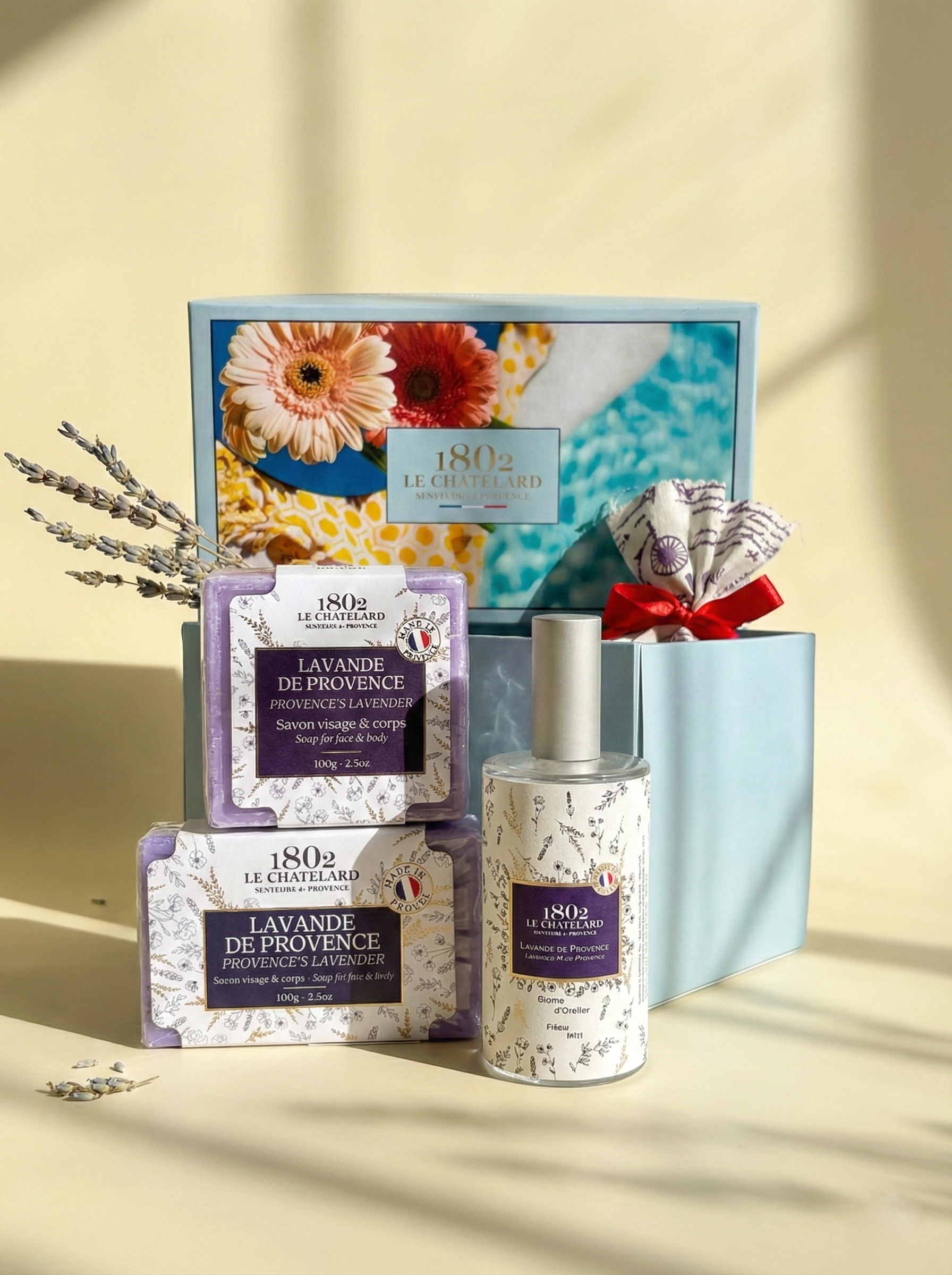 Le Chatelard 1802 Lavender Provence Luxury Gift Set | French Lavender Soaps & Pillow Mist / Made In France
