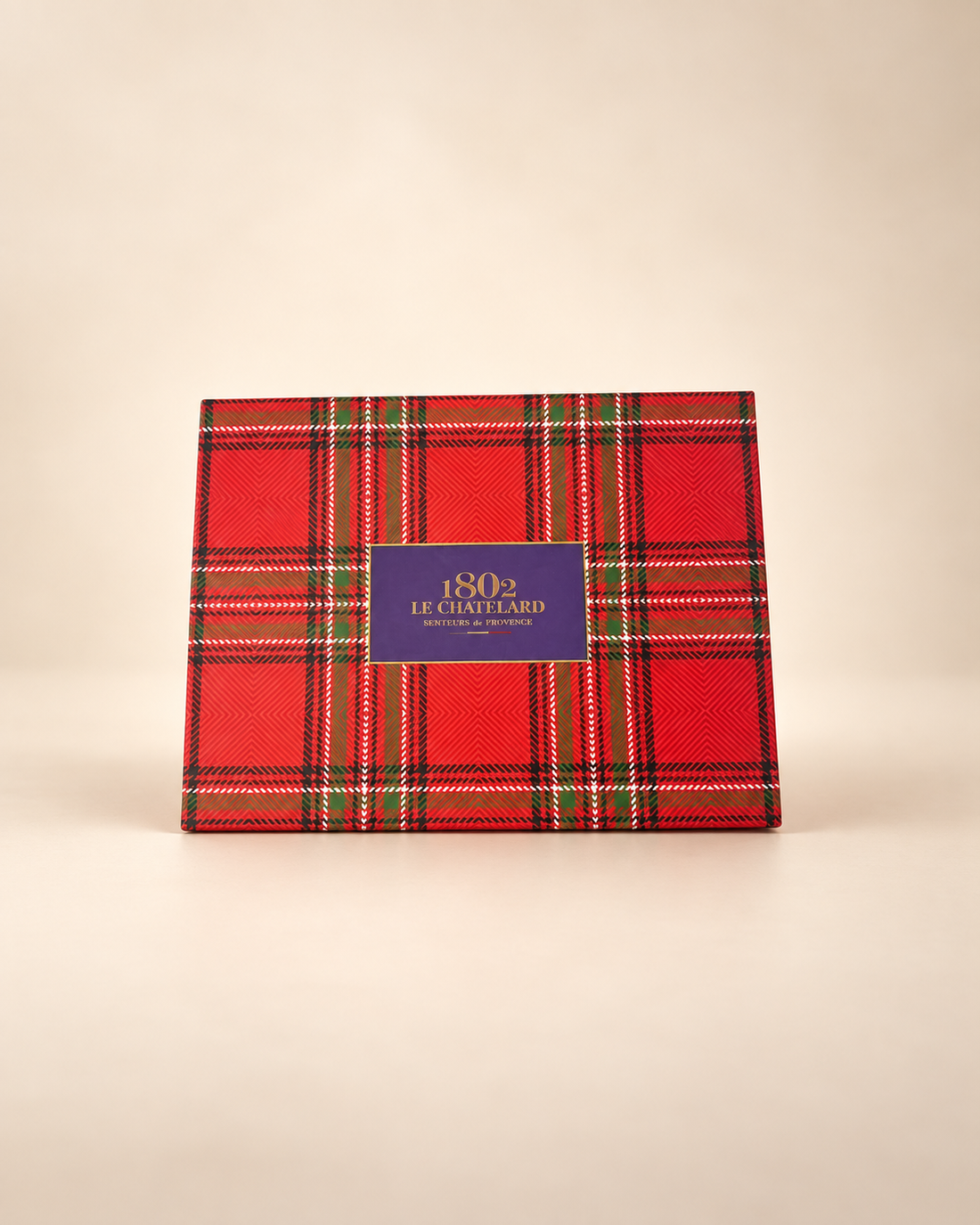 Le Chatelard 1802 Gingerbread & Vanilla Luxury Gift Box – 9-Piece French Home Fragrance, Skincare & Soap Collection