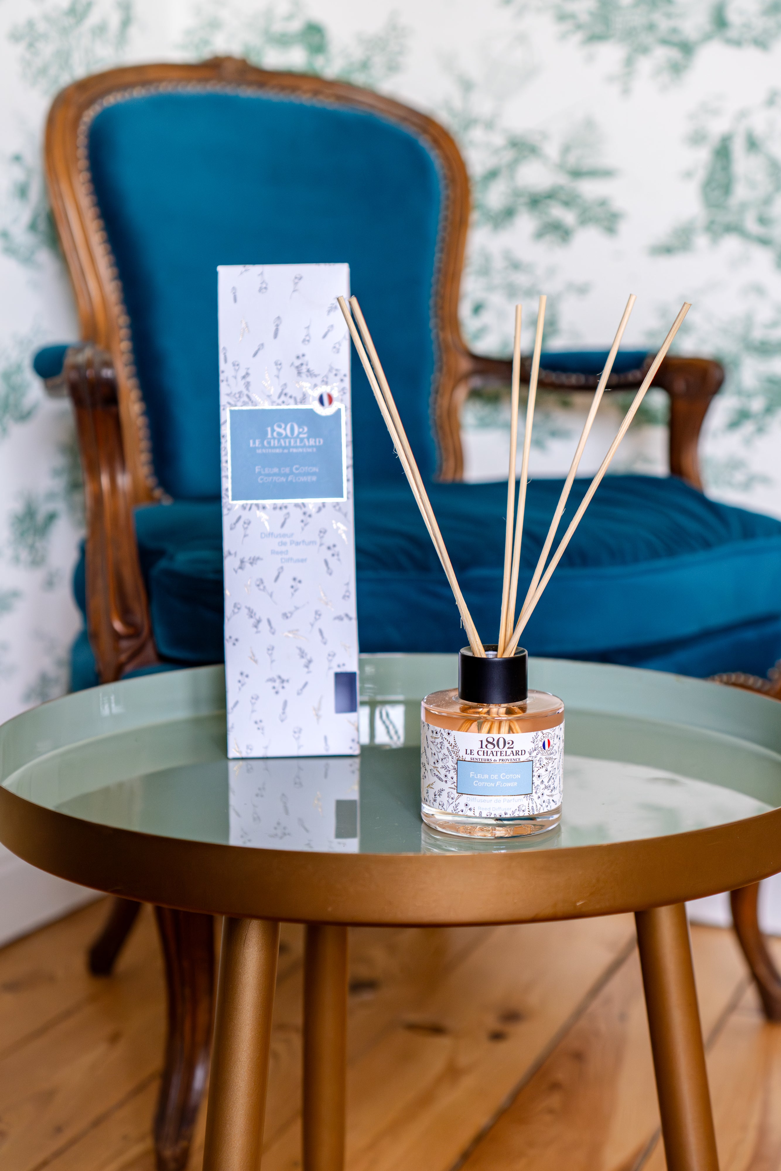 Room Fragrance Reed Diffuser - Cotton Flower