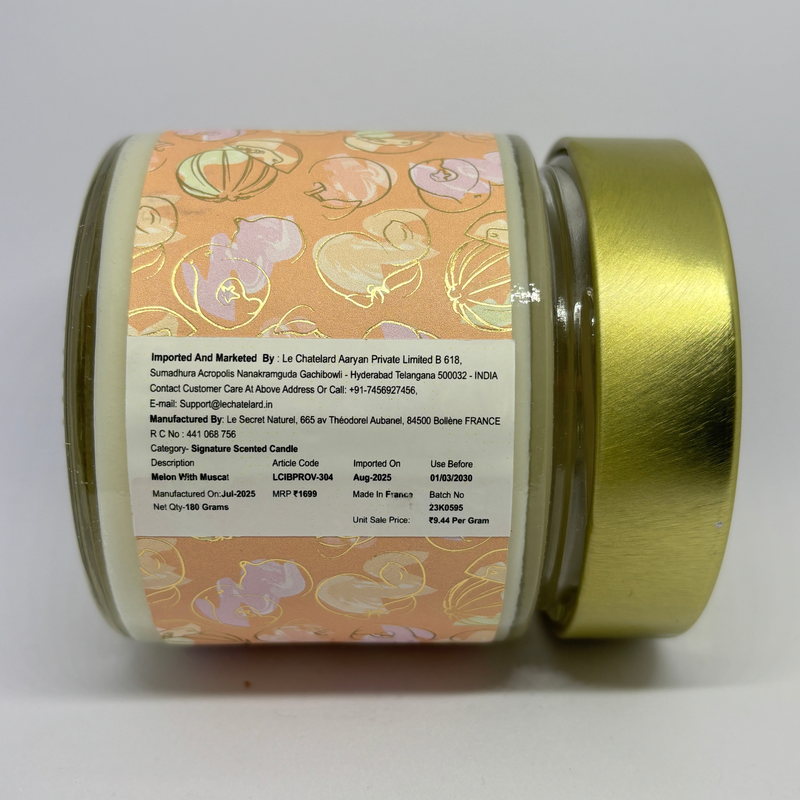 Signature Scented Candle - Melon With Muscat