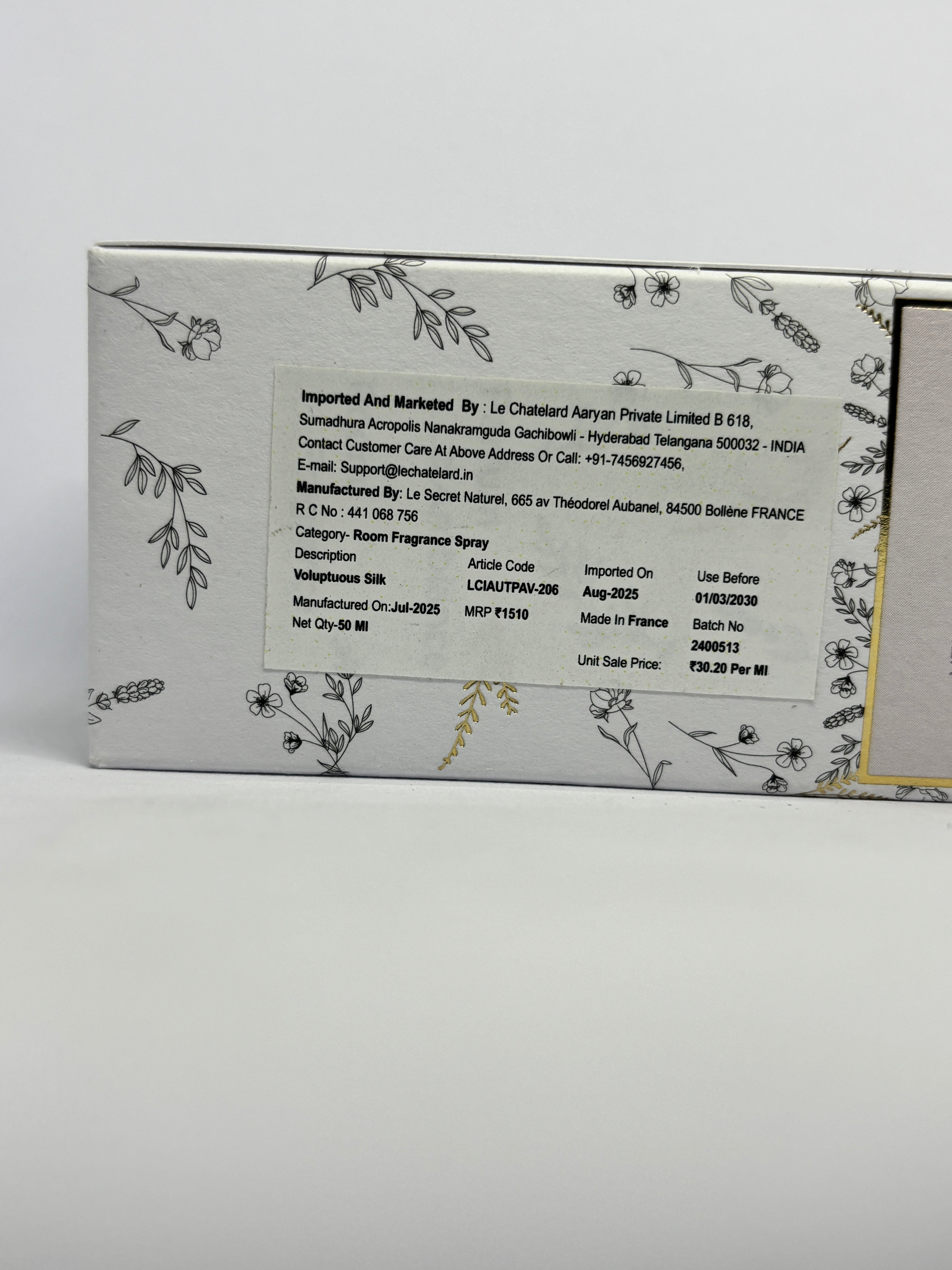 Room Fragrance Spray - Voluptuous Silk