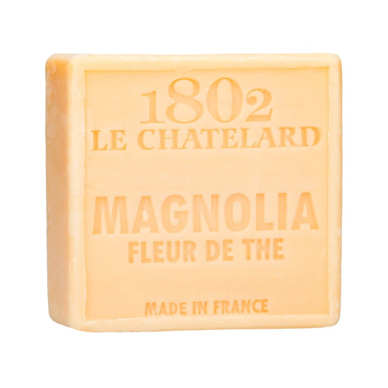 Bar of soap with '1802 Le Chatelard Magnolia Fleur de The' text on a white background